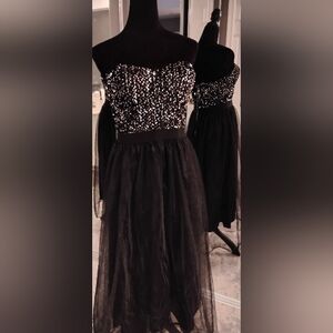 SHEIN Black Strapless Sequin Bodice Tulle Evening Dress
